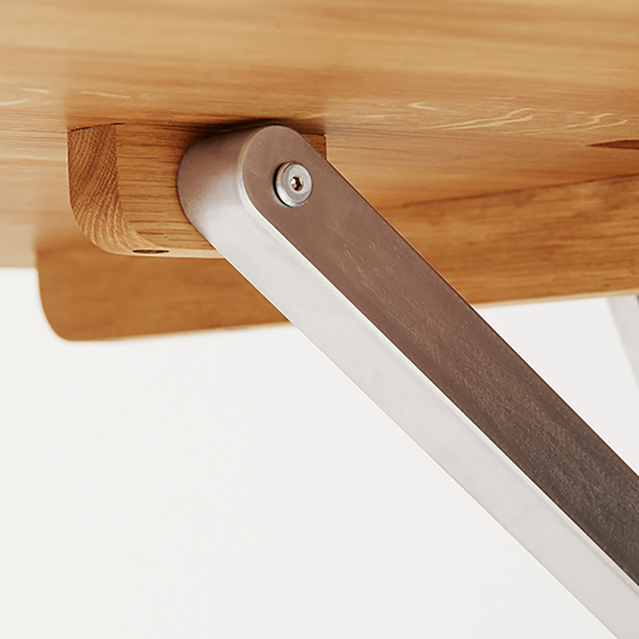 Frisbee Tisch Ø120, Oak