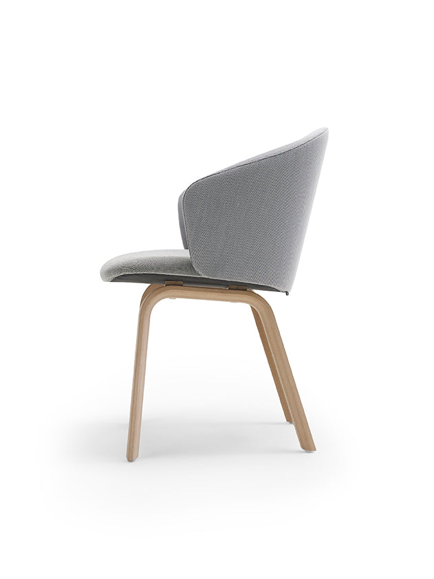 CLOSE 2B Armlehnstuhl