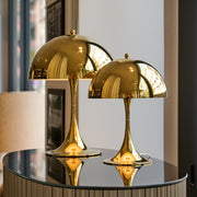 Panthella 320 Tischleuchte Messing