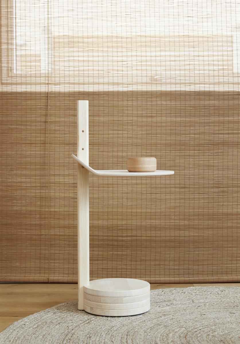 Stilk Side Table, Esche